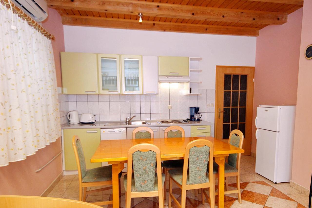 Apartments With A Swimming Pool Jadranovo, Crikvenica - 3238 Zewnętrze zdjęcie